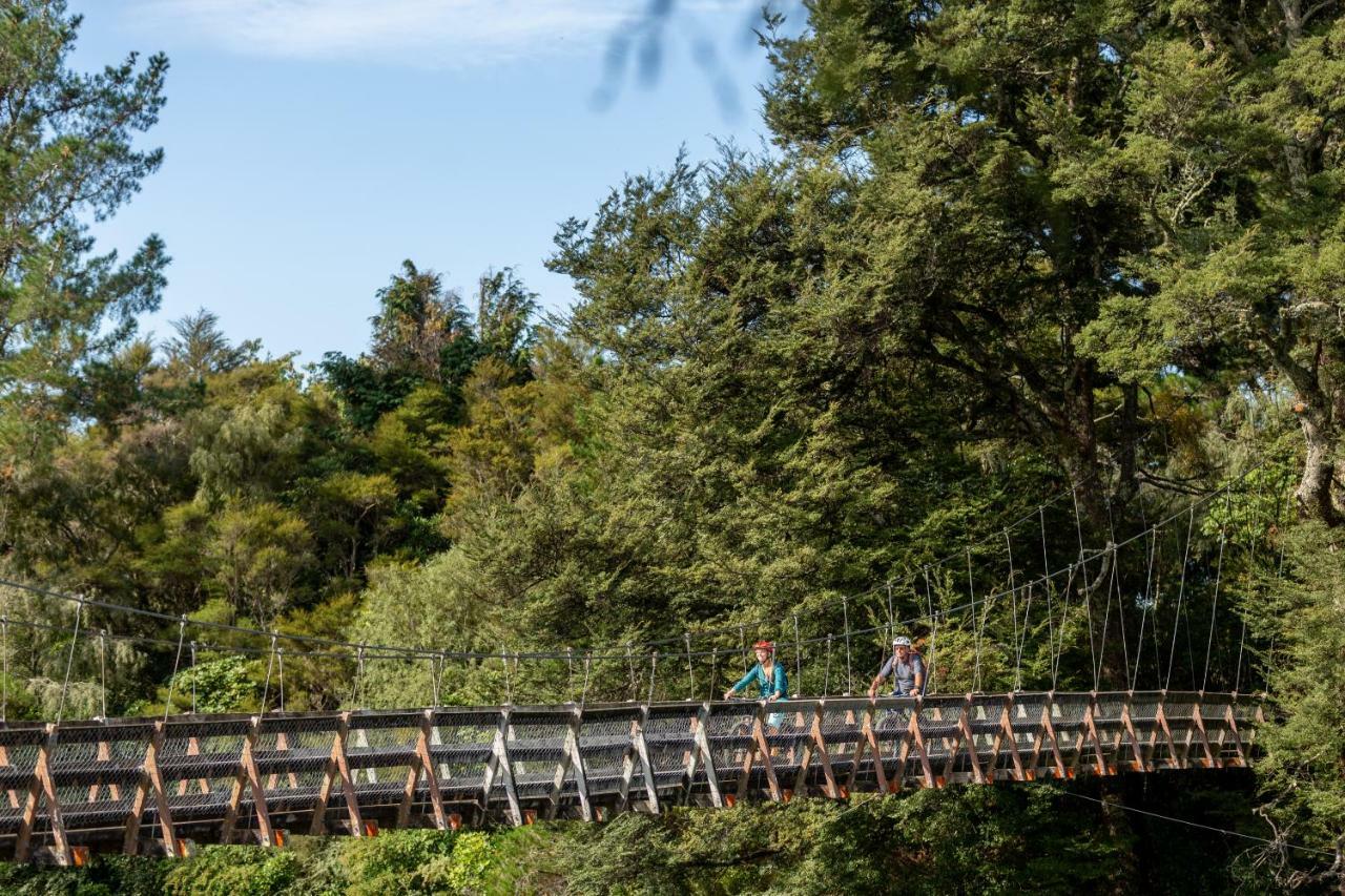Parklands Motorlodge & Holiday Park Turangi Eksteriør bilde